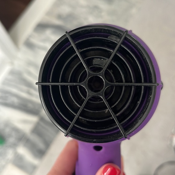 Hot tools blow dryer - Picture 2 of 2